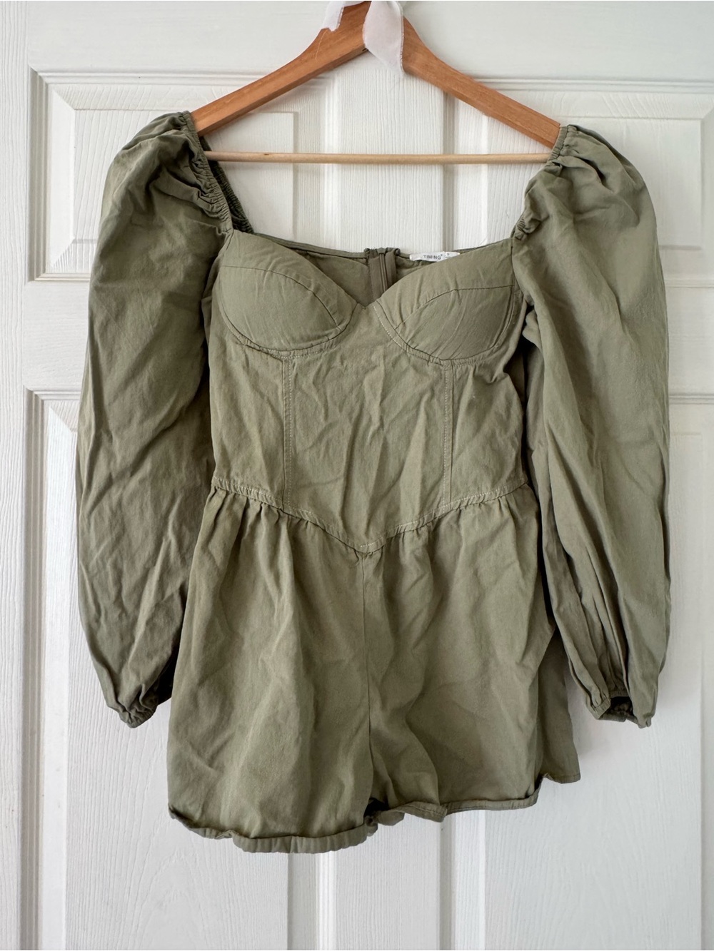 Army Green Romper | size small